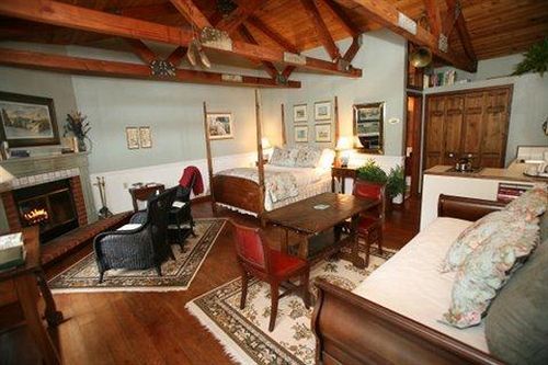 גואללה North Coast Country Inn מראה חיצוני תמונה