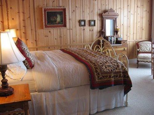גואללה North Coast Country Inn מראה חיצוני תמונה